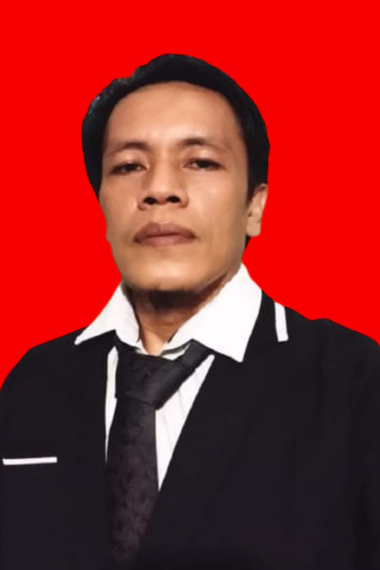 Deyisnil Fariadi, M.I.Kom.